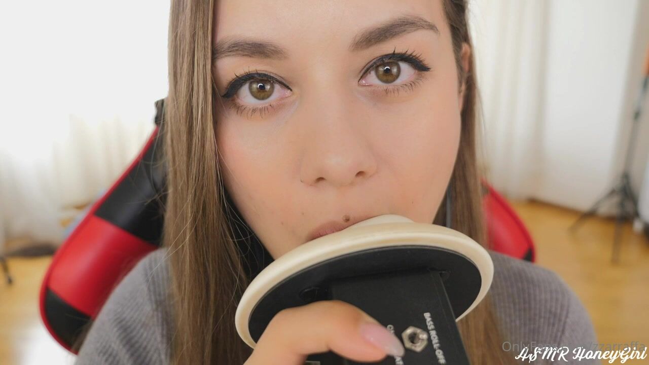 ASMR Honey Girl - Ear Eating