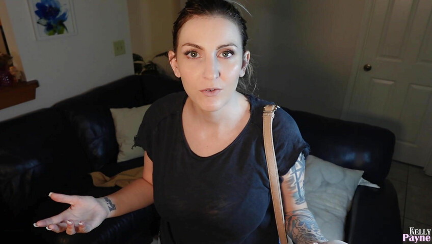 Kelly Payne - Mom Falls on Hard Times