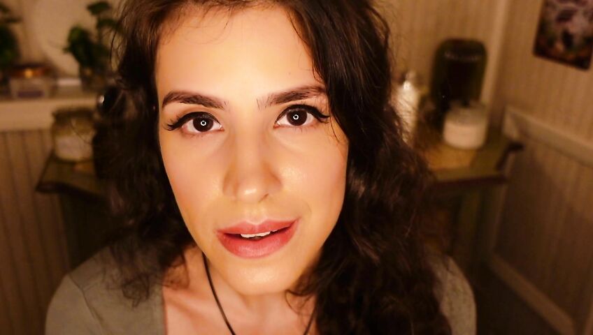 Irma La Dulce ASMR - Barber Attention