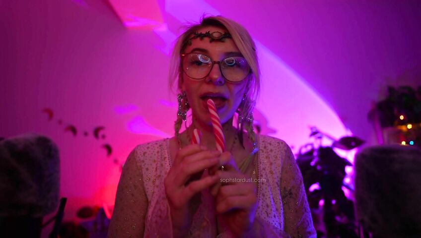 Soph Stardust - 24 December 2024 - Candy Cane Licking & Eating plus Top Bra Scratching