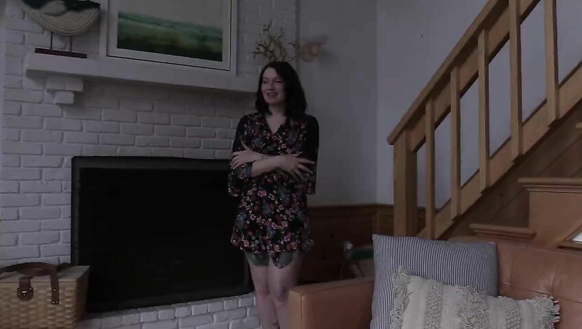 Bettie Bondage - Running a Train on Mom