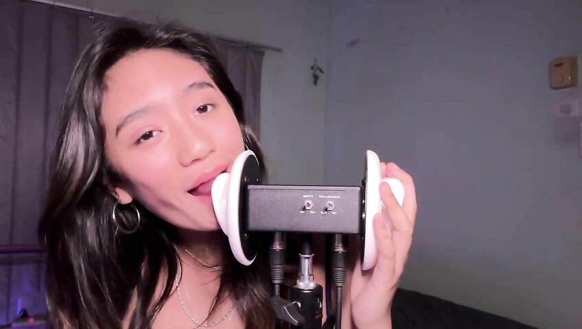 MoonBlitz ASMR - Tongue Flutters and Ear Biting