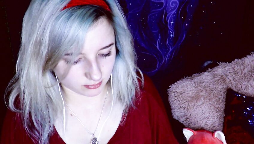 Aftyn Rose ASMR - Lollipop Licking and Sucking