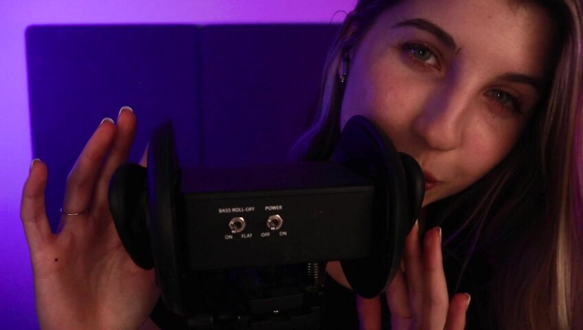 FrivolousFox ASMR - Kisses and Scratches