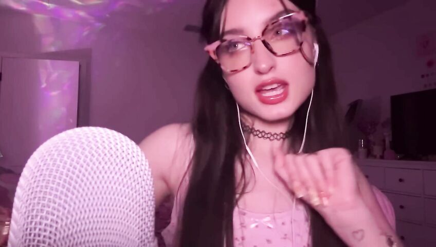 beebee asmr - Upclose Kisses, “You’re Loved” Affirmations, Mouth Sounds